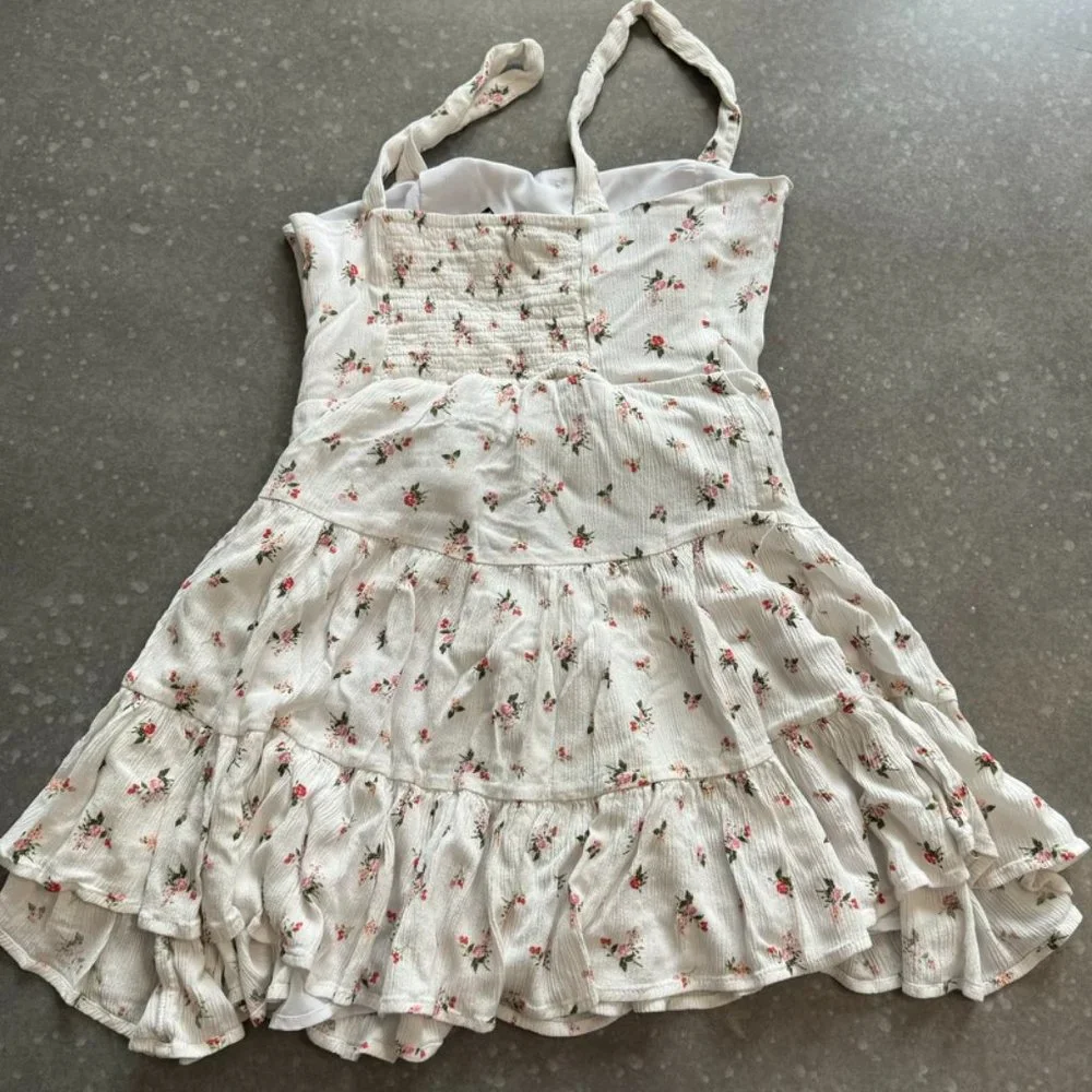 Forever 21 White Floral Tiered Sundress – Sleeveless Cottagecore - Picture 4 of 11
